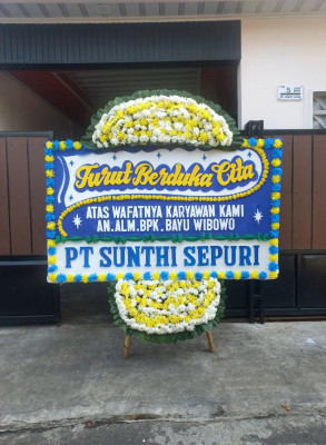 Papan Bunga Duka di Gedongpanjang